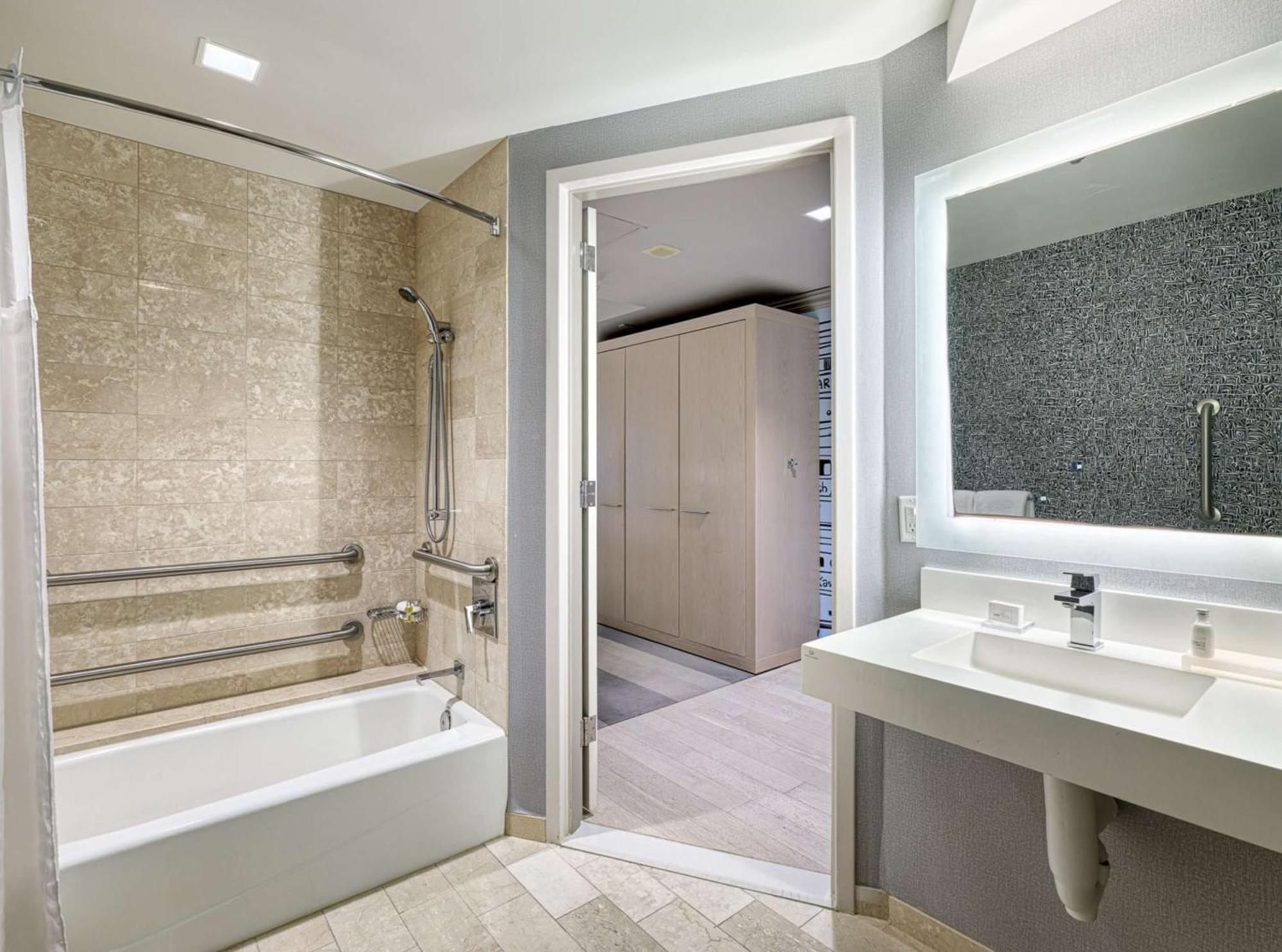 The Royal Sonesta Minneapolis Downtown Экстерьер фото
